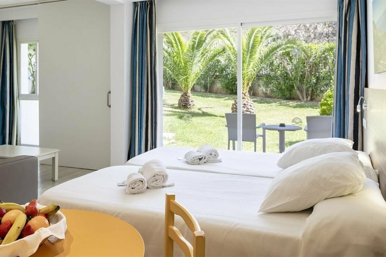 Фото Puerto Azul Suite Hotel