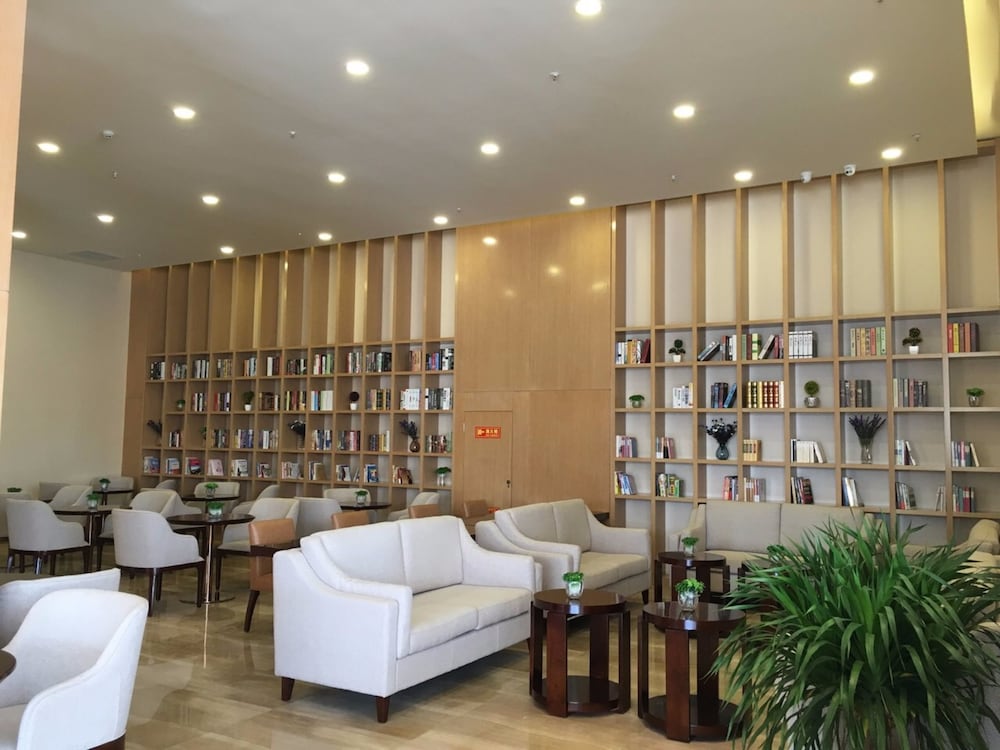 Фото Qinghai Baiyun Xiangling Hotel