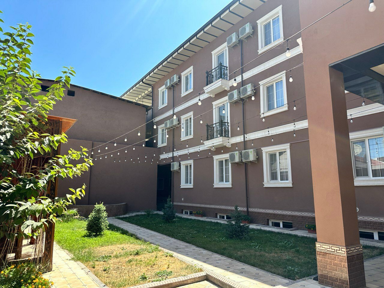 Фото отеля 3