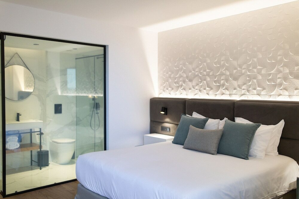 Фото Old Port Hotel