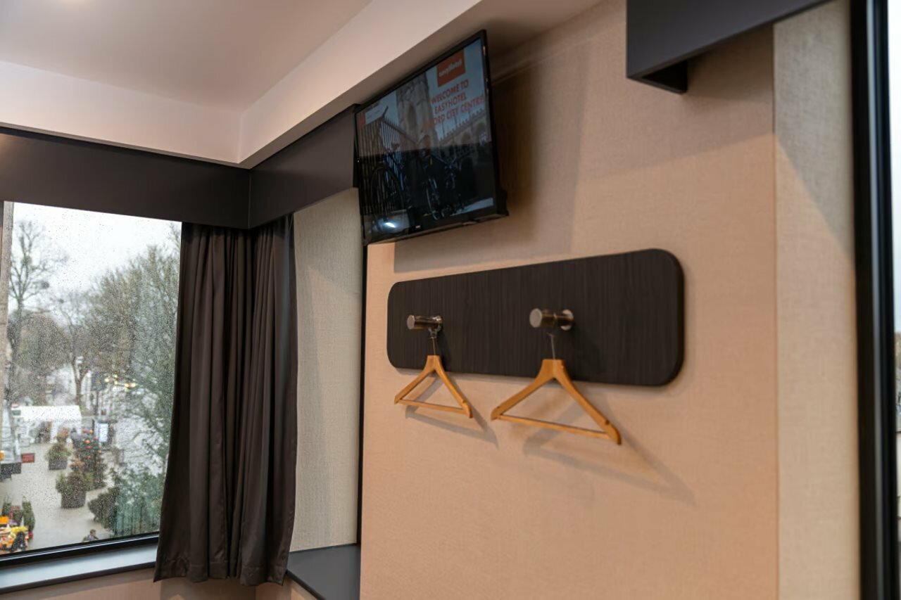 Фото Easyhotel Oxford