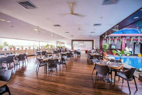 Гостиница Hotel Menino Executive в Понде