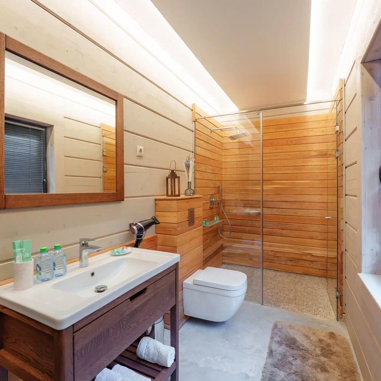 Фото Water House