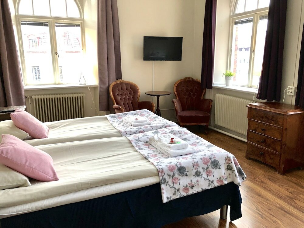 Фото Järnvägshotellet