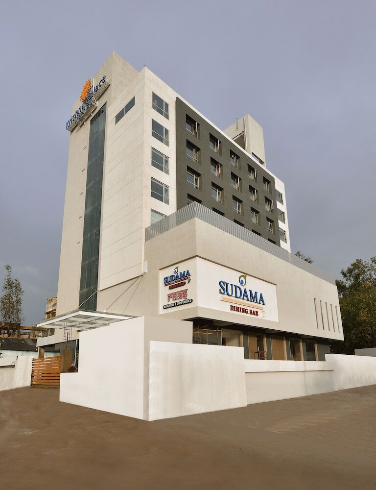 Фото Krishna Palace Hotel Ambernath