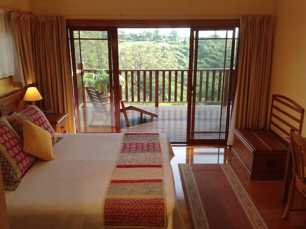 Фото Jacaranda Park Holiday Cottages