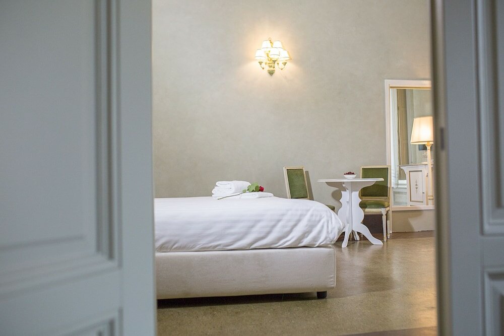 Фото Palazzo D'Oltrarno - Residenza D'Epoca