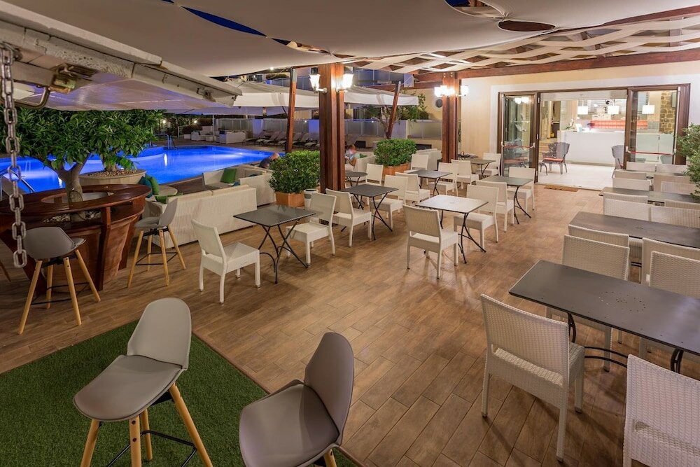 Фото Hotel Porta Rosa