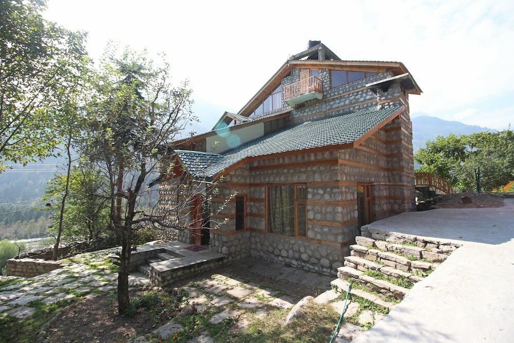 Фото Oyo 7579 Roo Cottage