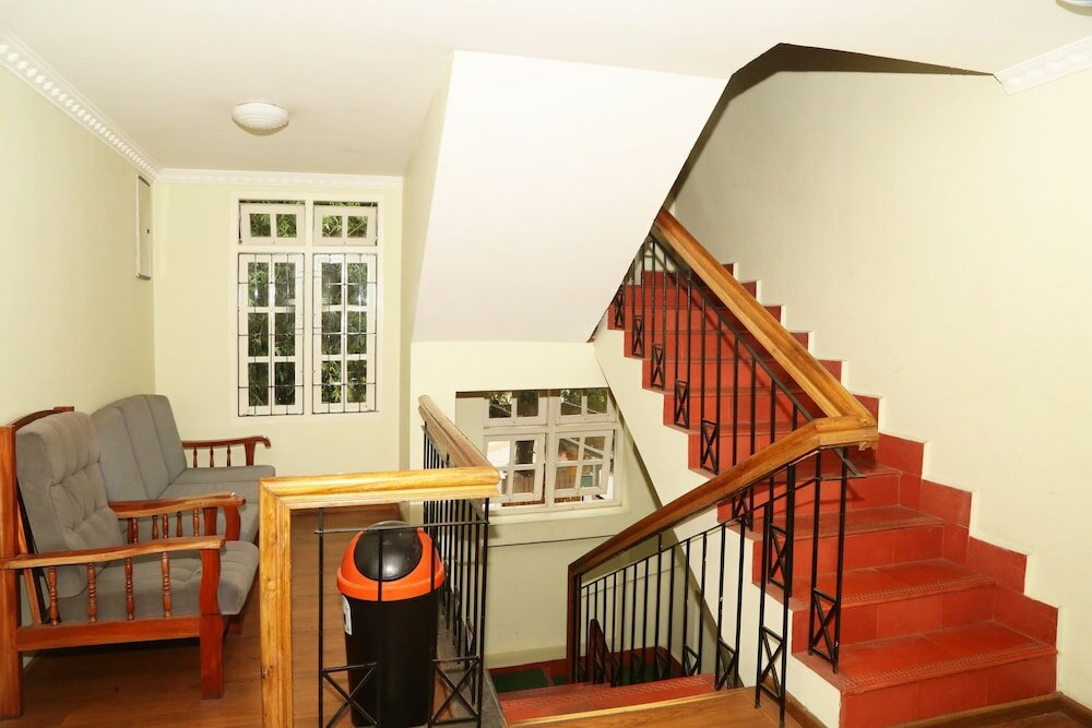 Фото Oyo 2158 Hotel Sn