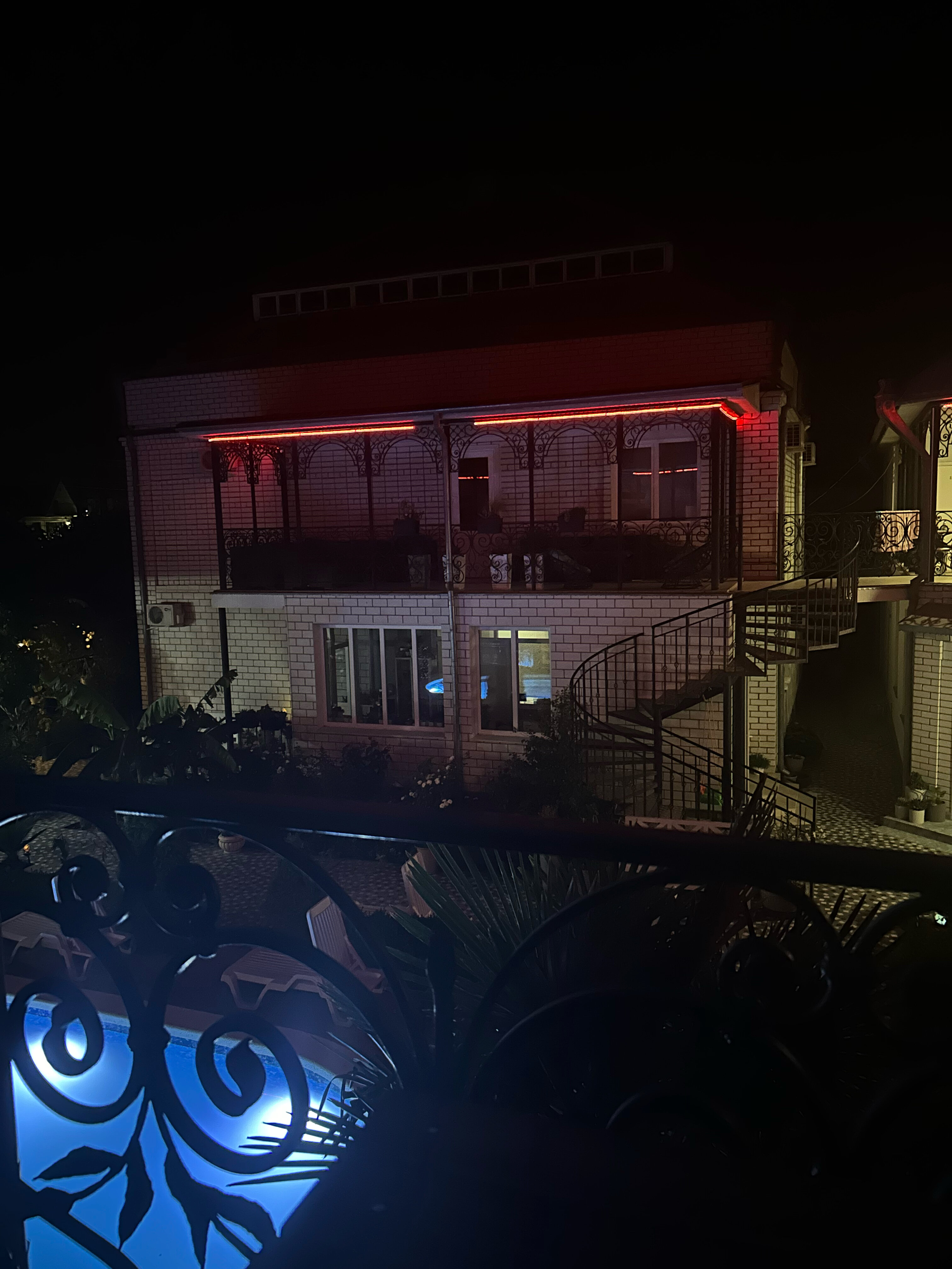 Фото Азария