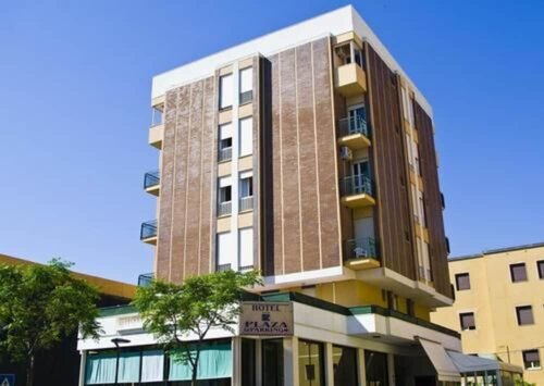 Гостиница Hotel Plaza в Пезаро