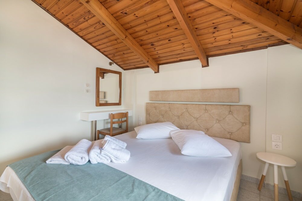 Фото Sea View Studios & Apartments