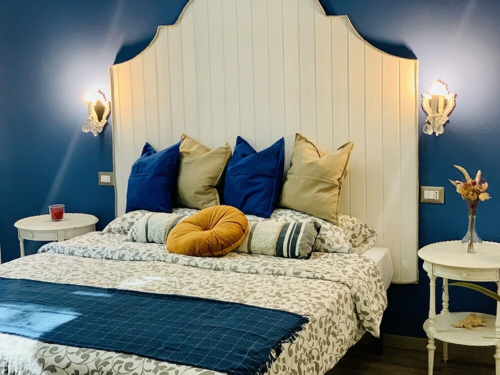 Фото Isabel Guest House