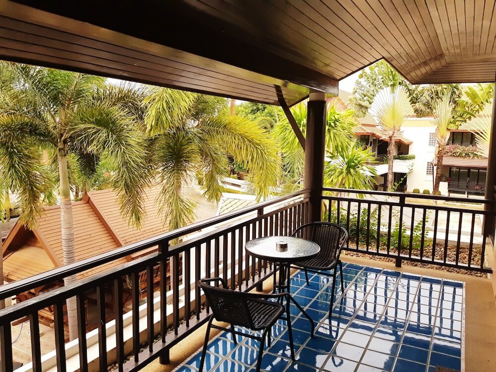 Фото Punnapha Pool Villa Pattaya