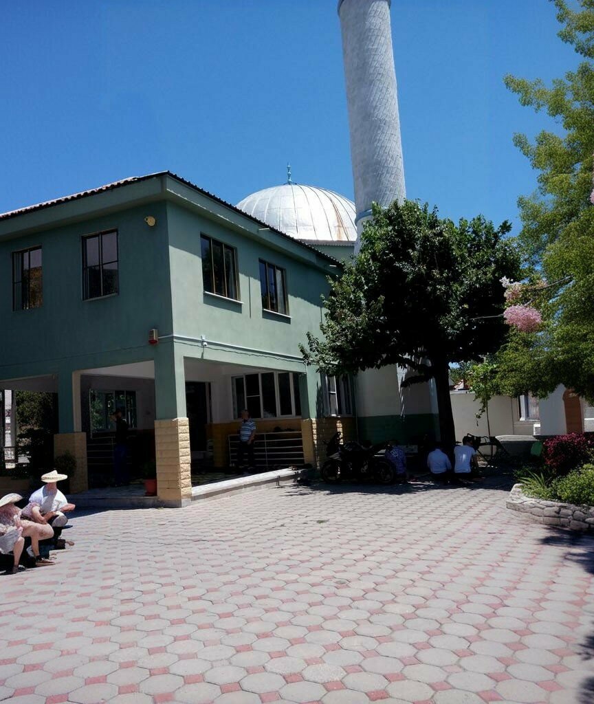 Mosque Kavakdibi Mosque, Incirliova, photo