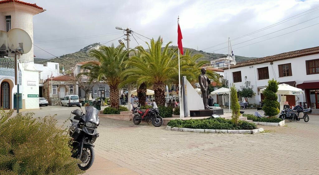 Landmark, attraction Ibrahim Karatas Culture Bazaar, Guzelbahce, photo