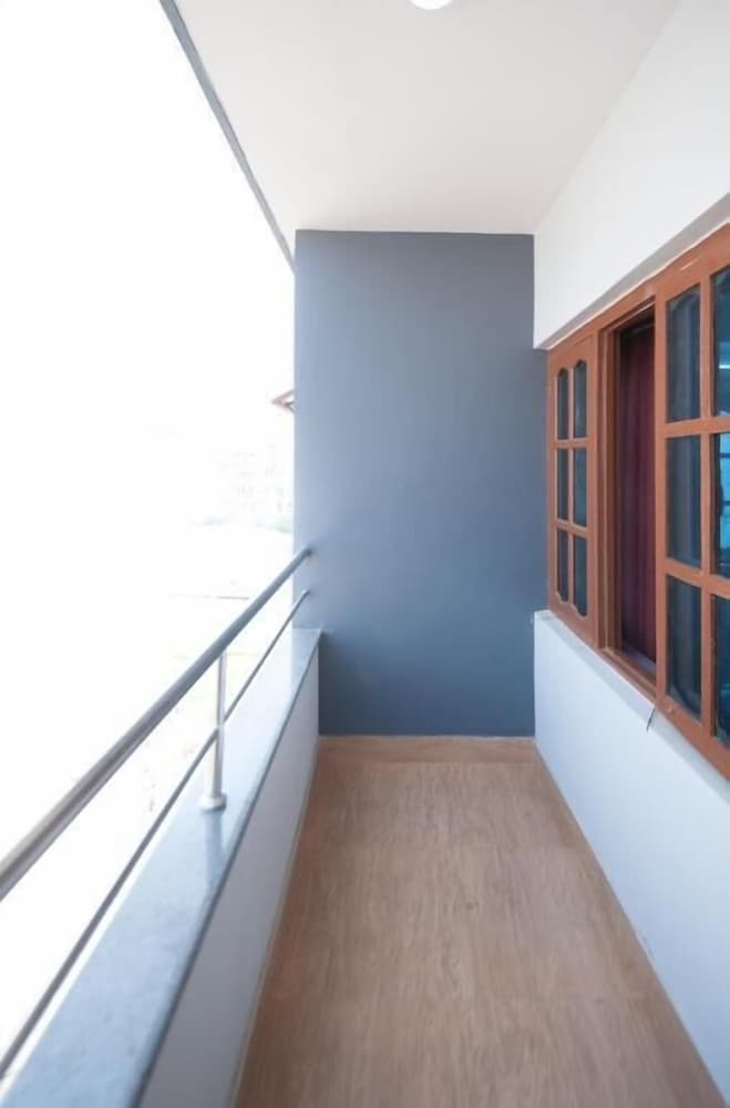 Фото Be Here Now Guest House