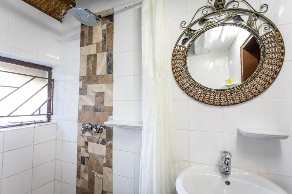 Фото Ngoma Zanga Lodge