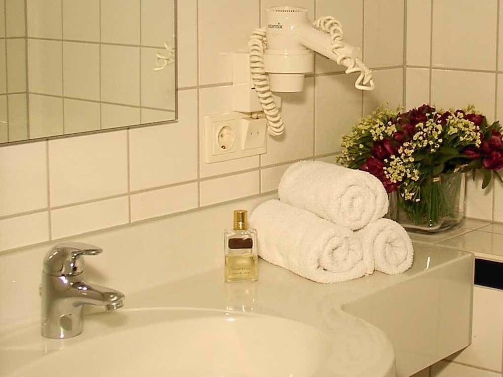 Фото Hotel am Schlosspark