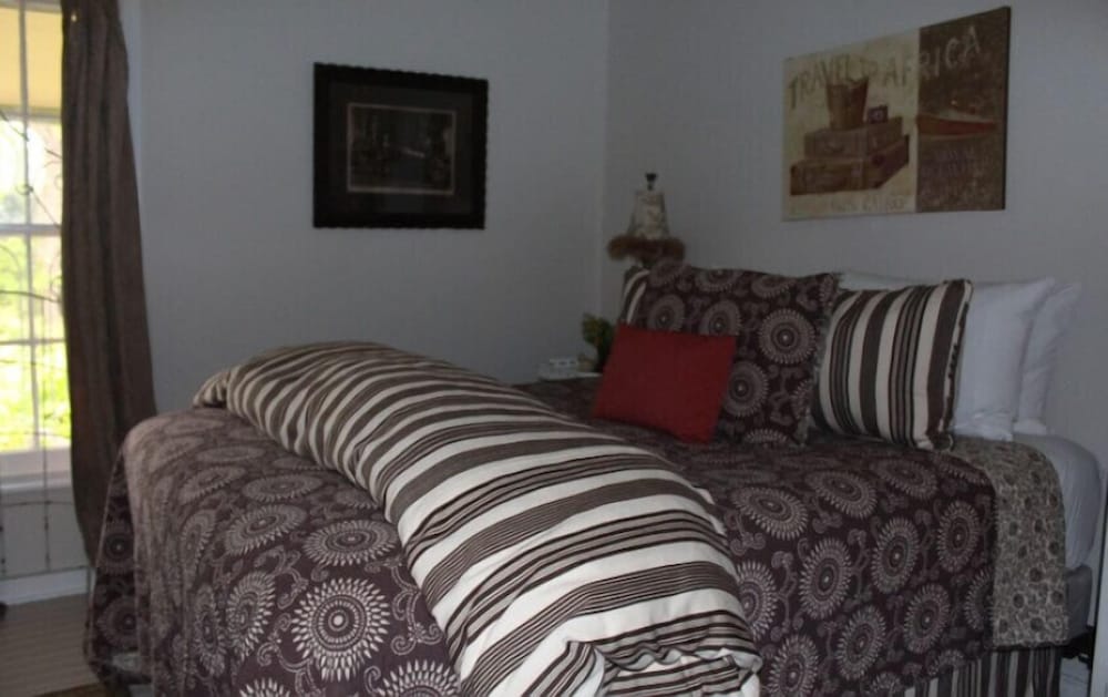 Фото Hope and Glory Inn and Vineyard