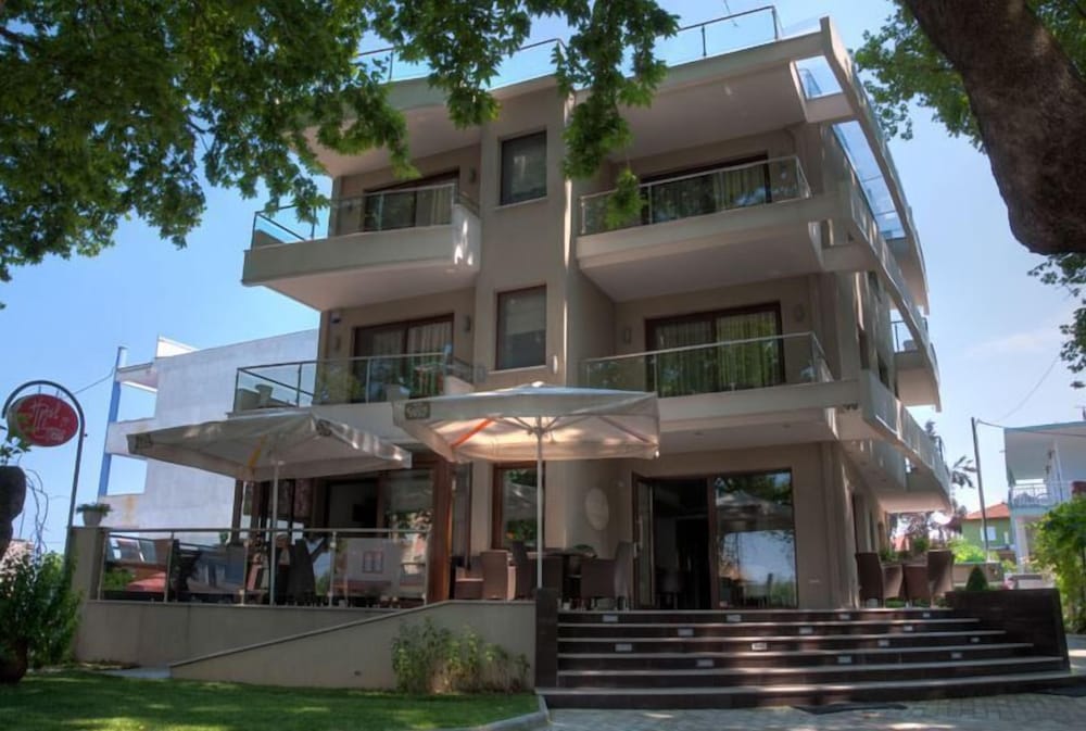 Фото Hotel Ifigenia