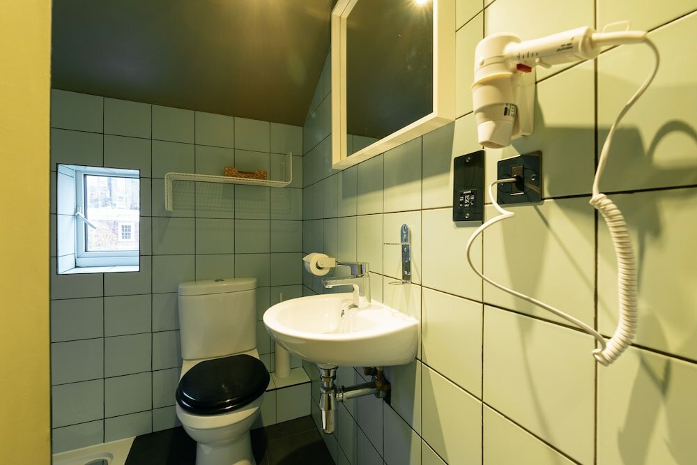 Фото The Warwick by Aura Collection