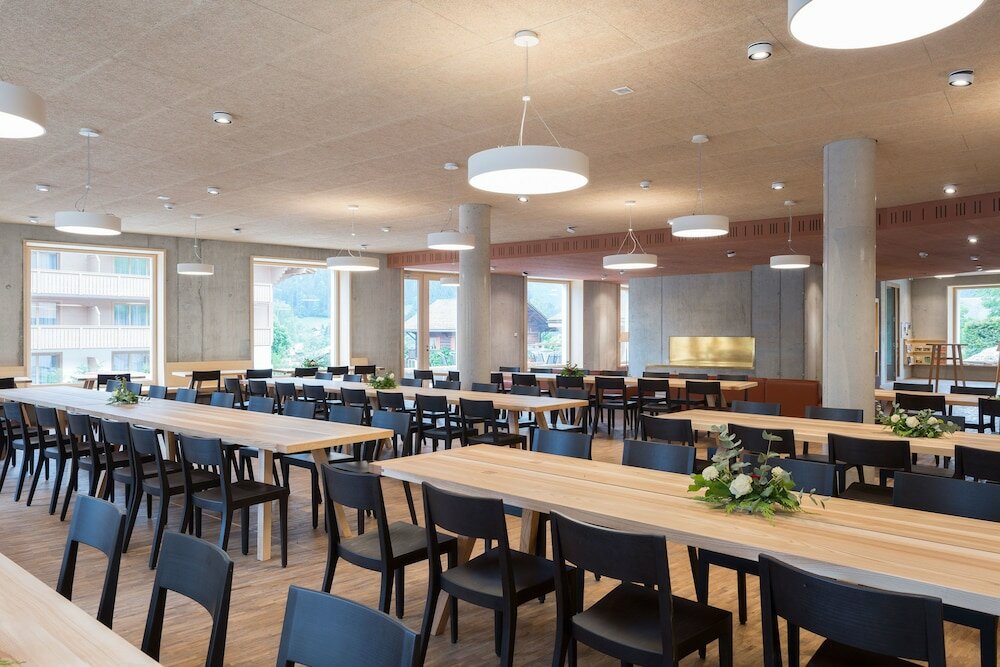 Фото Youth Hostel Gstaad Saanenland