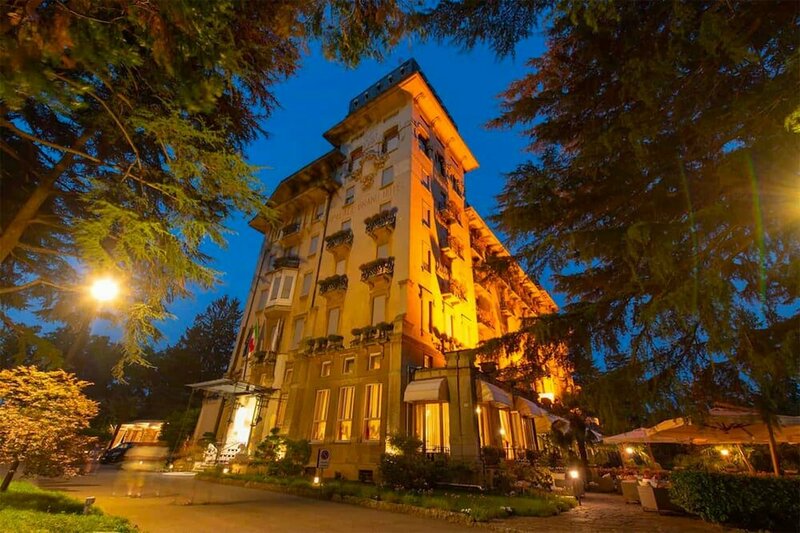 Гостиница Palace Grand Hotel Varese