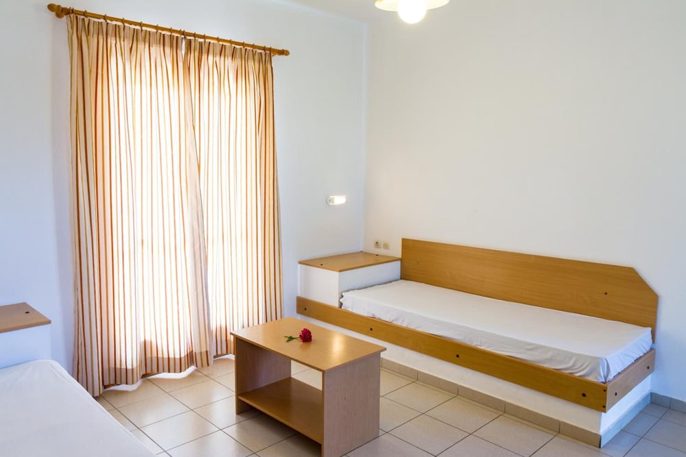 Фото Ideal Hotel