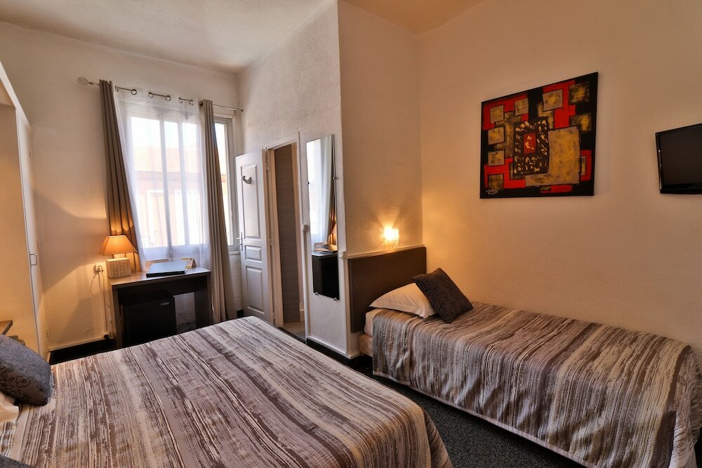 Фото Hôtel Le Chardon Bleu