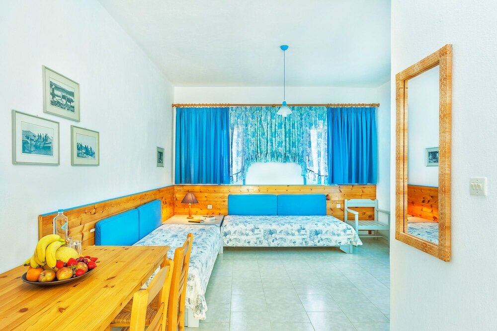 Фото Xenios Faros Apartments