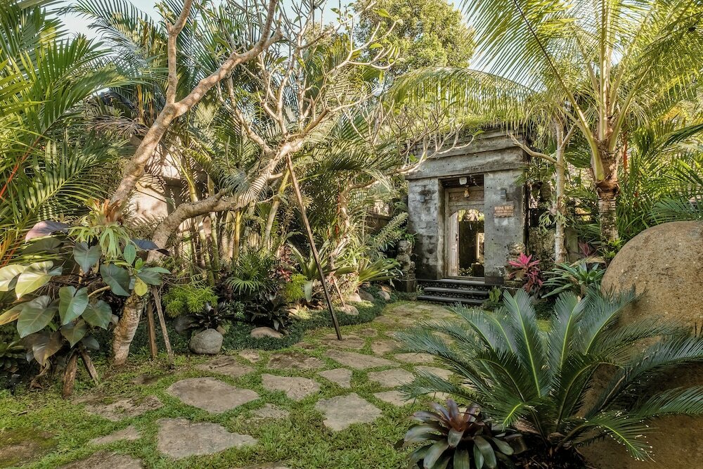 Фото Buana Tirta Ubud Villa