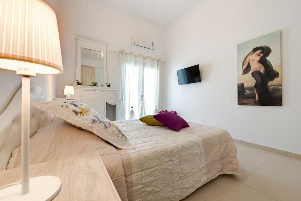 Фото Queen of Santorini