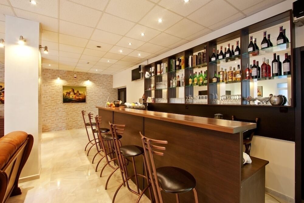 Фото Hotel Cheap