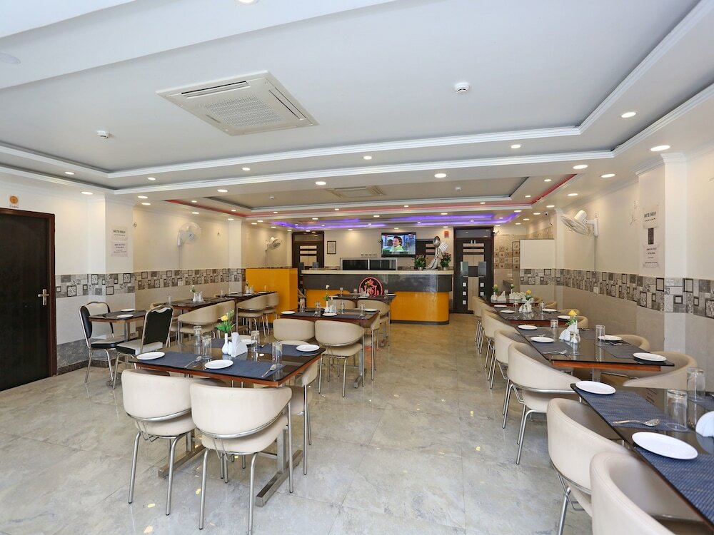 Фото Oyo 11306 Ss Hotel