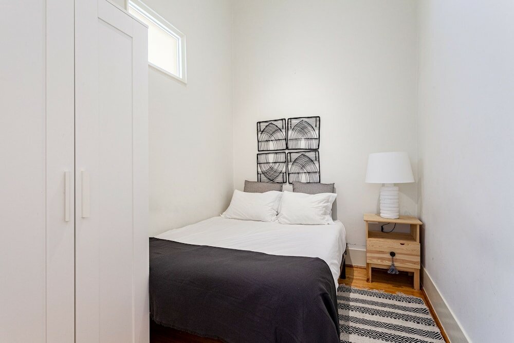 Фото Gonzalo's Guest Apartments - Downtown Historic Flats I