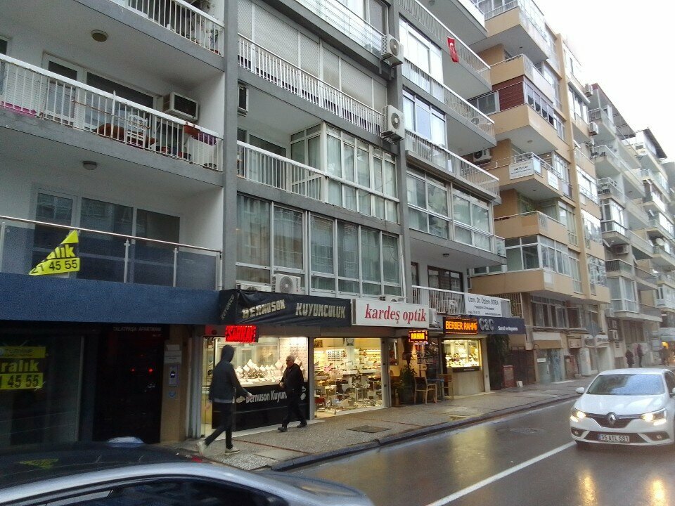 Accountants Financial Advisor Mustafa Bezircioglu, Izmir, photo