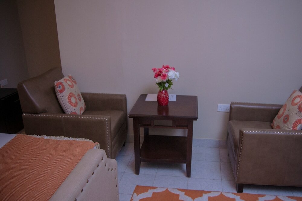 Фото Appiah's Royal Suites