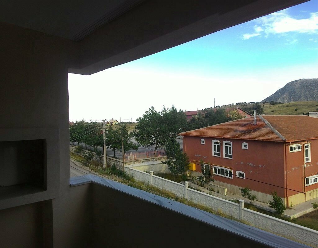 School Vedat Kesmen Middle School, Seydisehir, photo