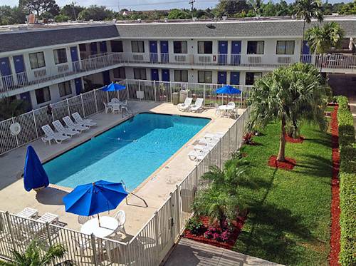 Фото Motel 6 Lantana, Fl
