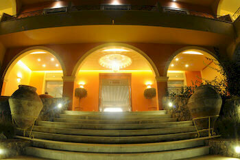 Внешний вид отеля Art Hotel Debono в Гувье, фото 3