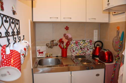 Фото GoVienna - Charming Studio