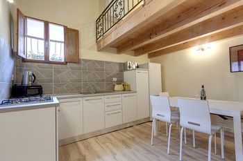 Фото Monna Lisa Apartment