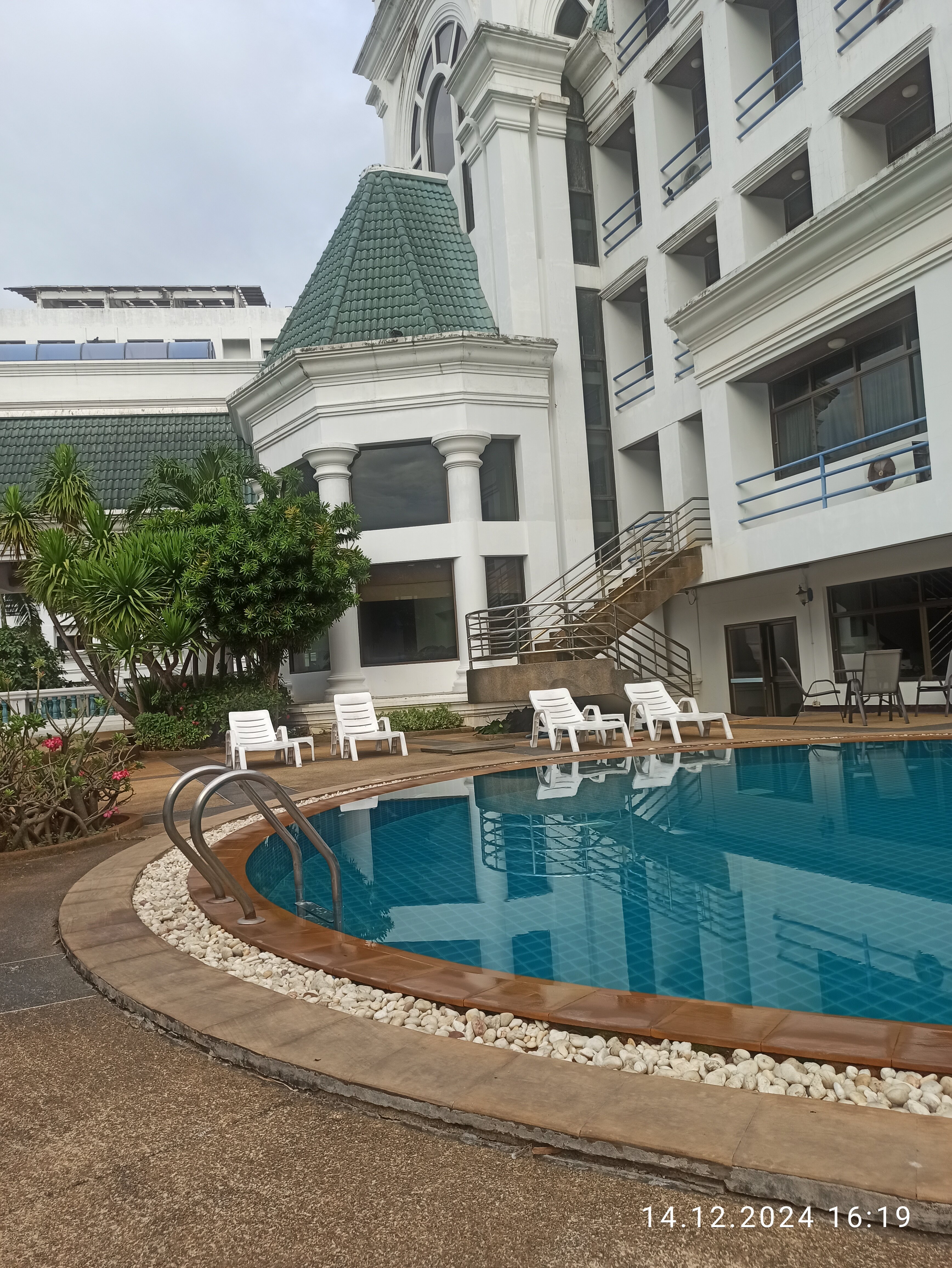 Фото Camelot Hotel Pattaya
