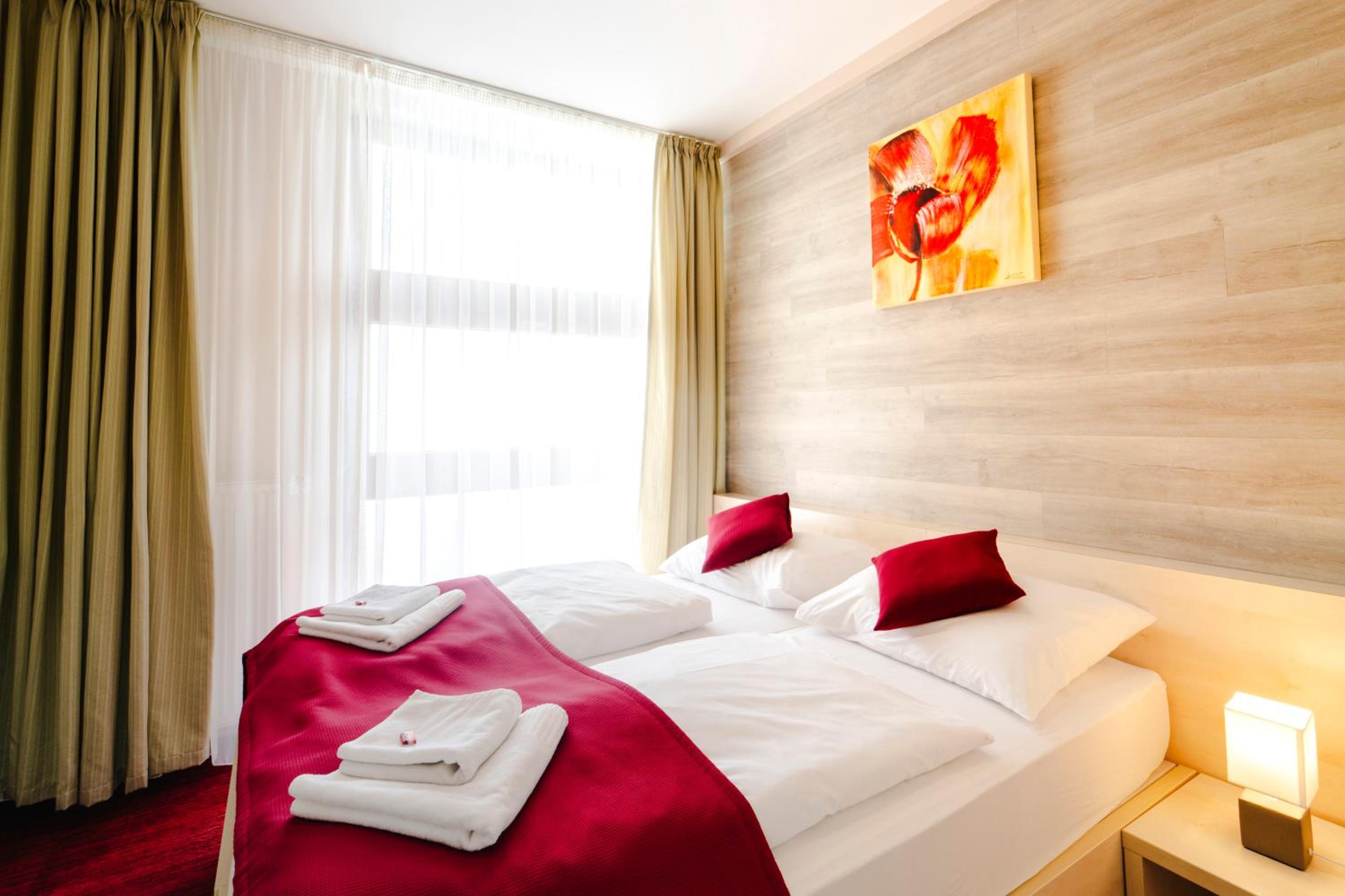 Фото Hotel Crocus