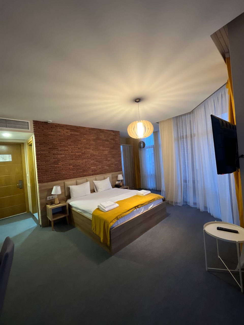 Фото Hotel London