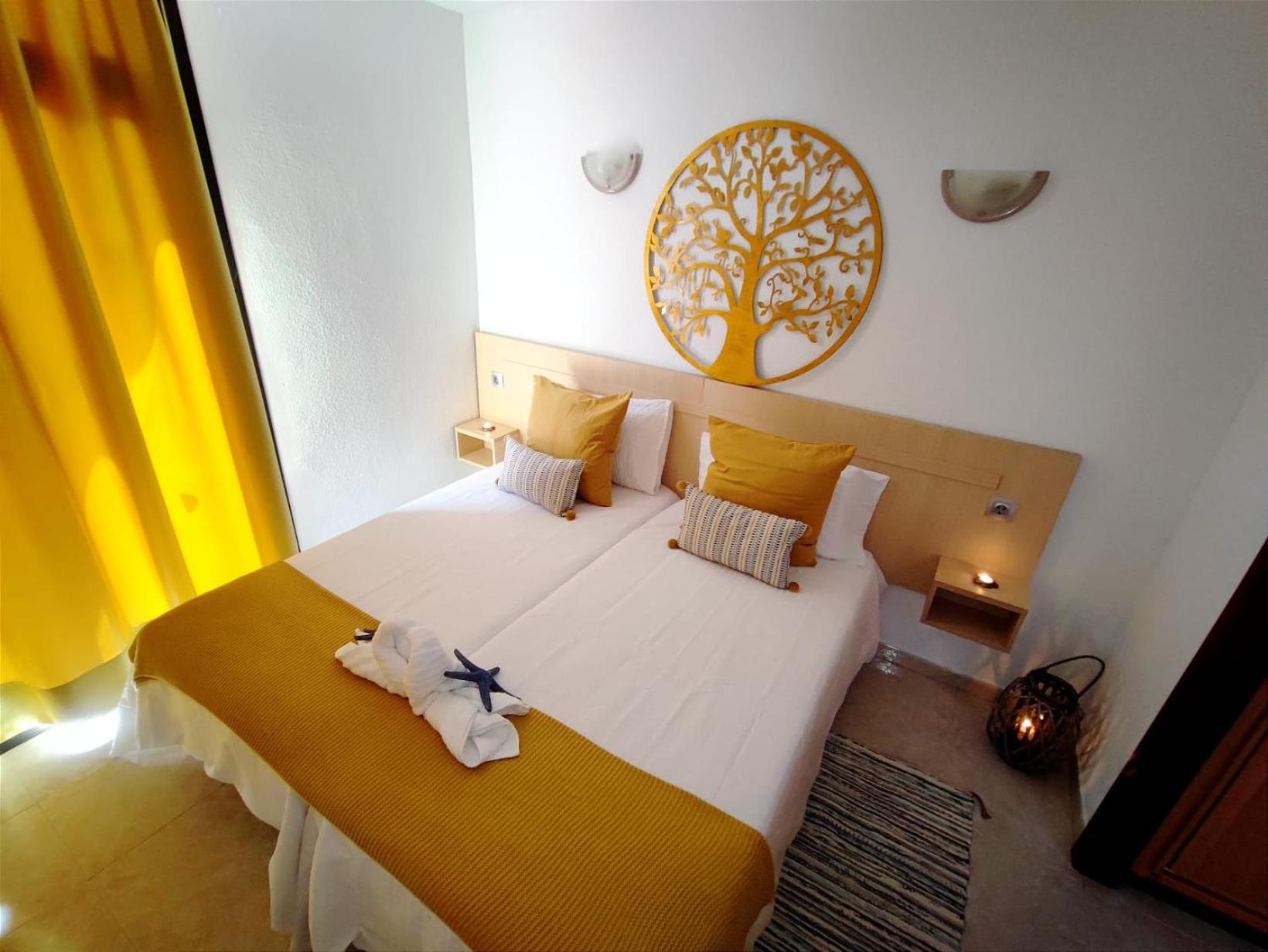 Фото RT-Apartamentos Guinea