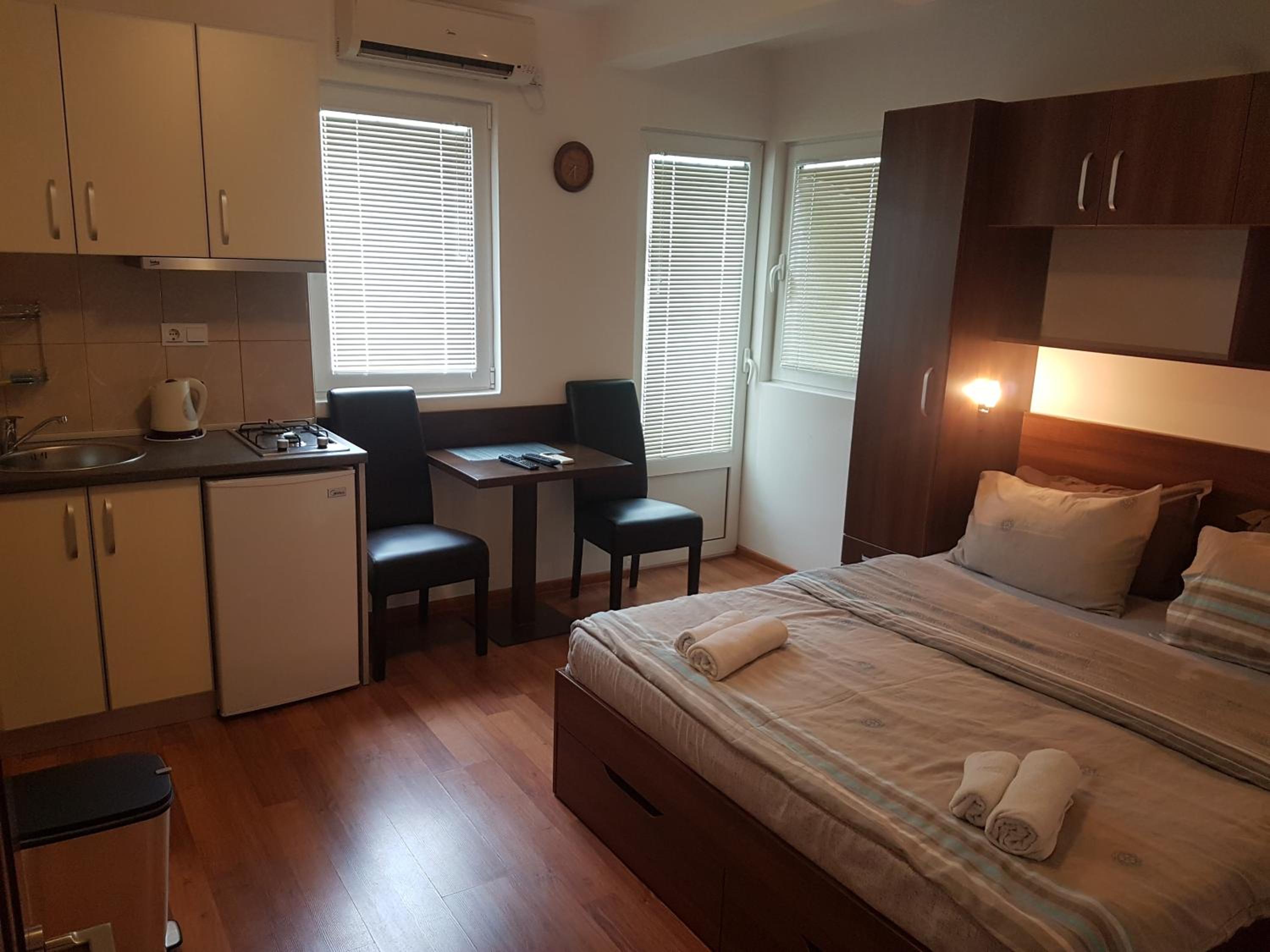 Фото Kojic Apartments