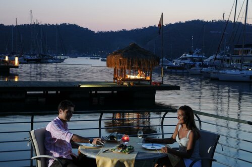 Гостиница Ece Saray Marina & Resort в Фетхие